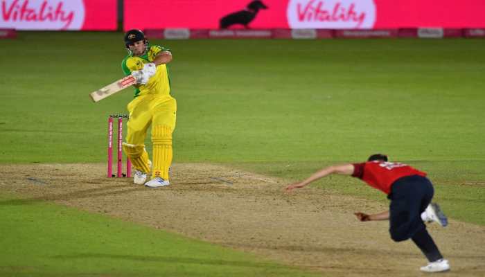Australia avoid clean-sweep, win third T20I against England by 5 wickets Australia avoid clean-sweep, win third T20I against England by 5 wickets