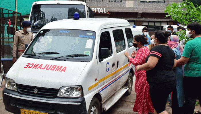 Fix reasonable charges for ambulance services for COVID-19 patients, Supreme Court directs states
