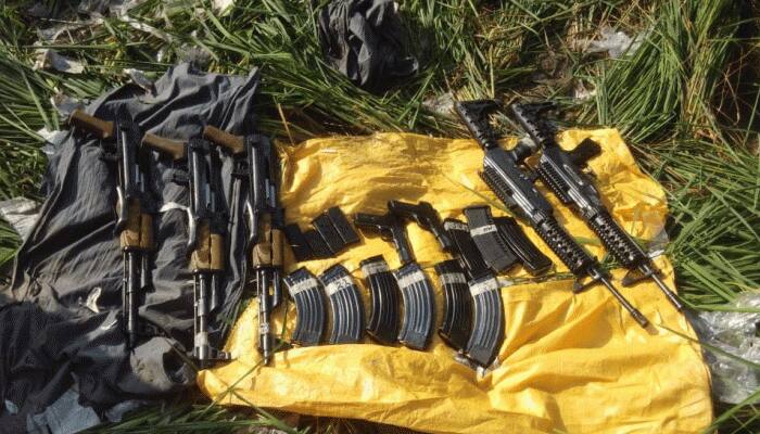 BSF seizes huge cache of arms in Punjab&#039;s Abohar sector near Indo-Pak border