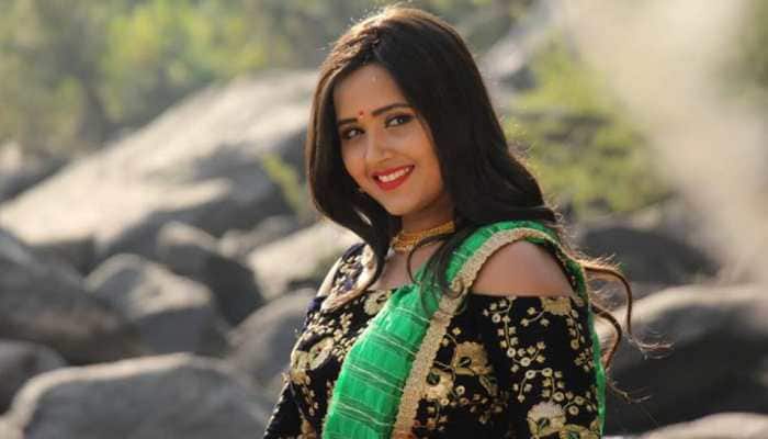 Bujpuri Actress Kajal Raghwani Fuking - Bhojpuri sizzler Kajal Raghwani heats up Instagram with her sensational  pics! | News | Zee News