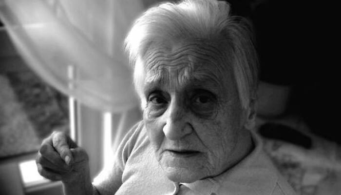 Older people who have experienced falls should be screened for Alzheimer`s: Study 