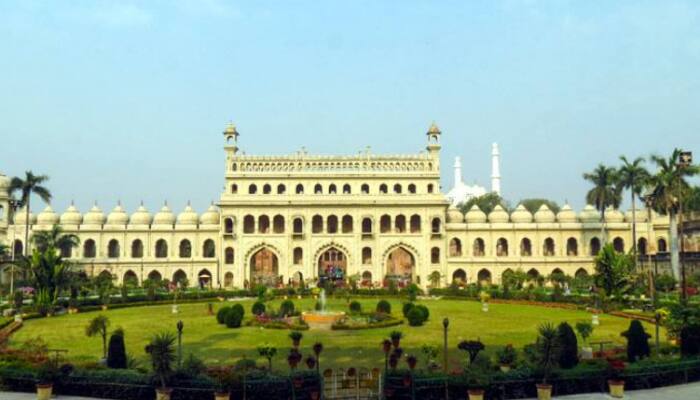 Taj Mahal in Agra opens for tourists, but monuments in Lucknow still under COVID-19 lockdown 