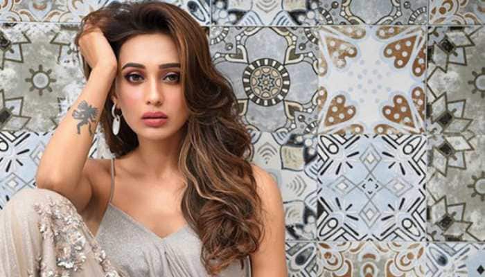 Mimi Chakraborty says &#039;patriarchy women in Bollywood go for hash and drugs, men cook and clean for better halves&#039; 