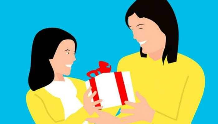 Daughter&#039;s Day 2020: Top SMS, WhatsApp and Facebook messages for your angel!