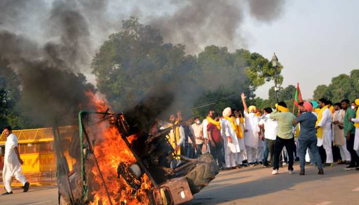 Tractor set on fire at Delhi's India Gate during protest against farm bills: This is how the entire incident was planned