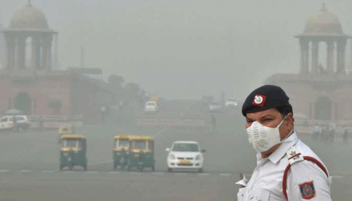 Delhi pollution: AQI continues to remain under &#039;poor category&#039; as stubble burning continues in Punjab, Haryana