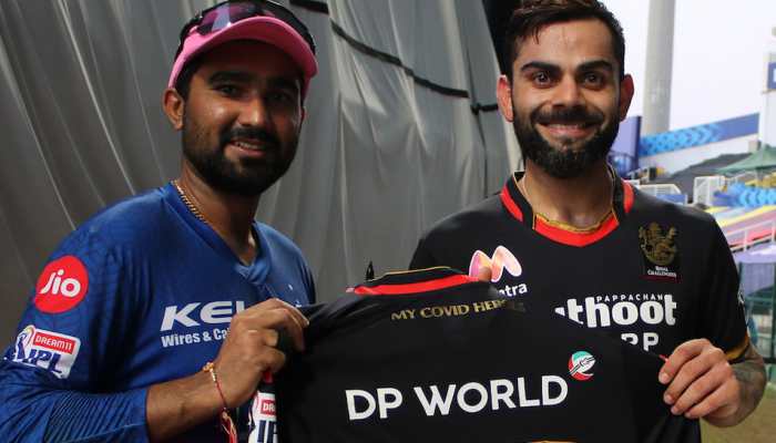 IPL 2020: RCB skipper Virat Kohli gives a special gift to Rajasthan Royals six-machine Rahul Tewatia