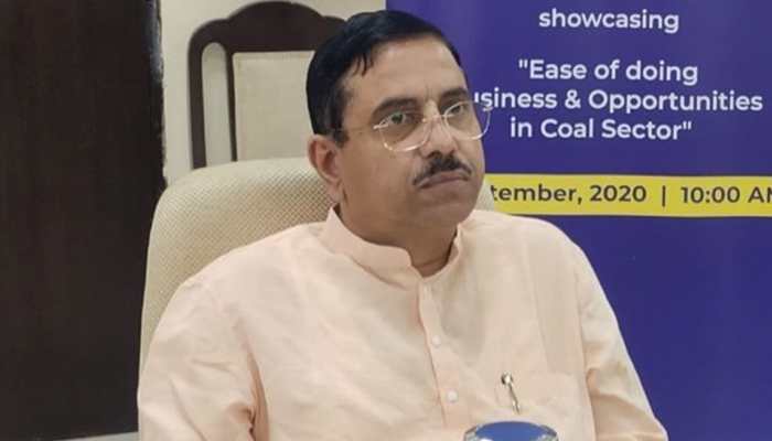 Union Minister Pralhad Joshi tests COVID-19 positive, opts for home quarantine