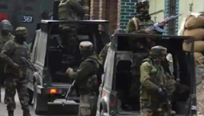 Encounter breaks out between security forces, terrorists in Srinagar&#039;s Rambagh area