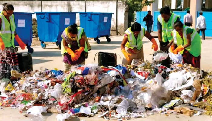 COVID-19 biomedical waste: Maharashtra biggest contributor in 4 months |  India News | Zee News