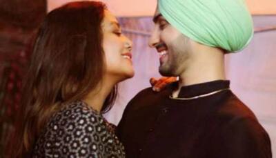 Amid wedding rumours, Neha Kakkar, Rohanpreet Singh's loved-up pics take over the internet