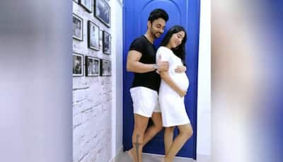 Amrita Rao cradles her baby bump in pic going viral, reveals she is 9 months pregnant