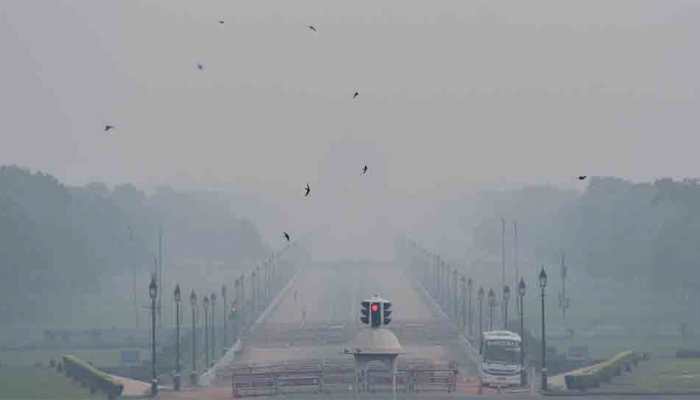 Delhi air quality dips to &#039;very poor&#039; category; Donald Trump&#039;s comment raises concerns about climate change in India