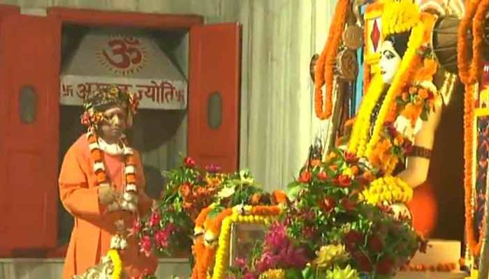 Vijayadashami 2020: UP CM Yogi Adityanath performs &#039;Kanya pujan&#039; at Gorakhnath temple