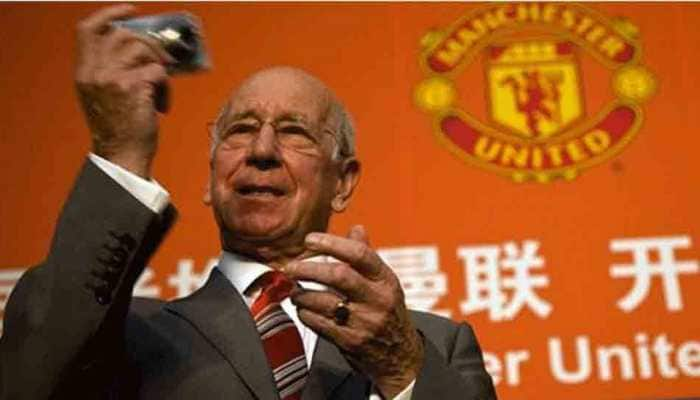 Bobby Charlton: England World Cup winner, Manchester United diagnosed with dementia