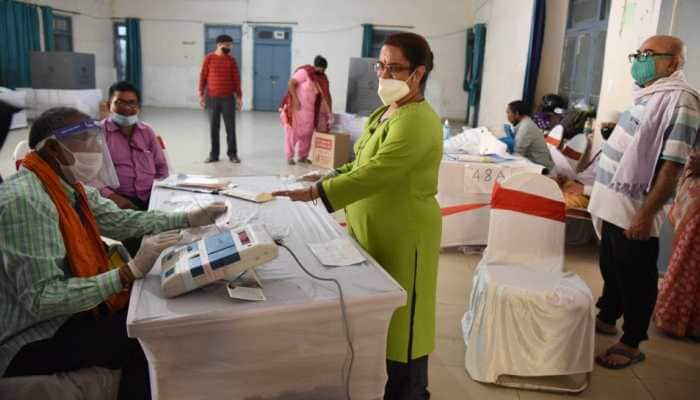 Bihar assembly polls witness over 53.51 per cent turnout till 6 pm in 2nd phase