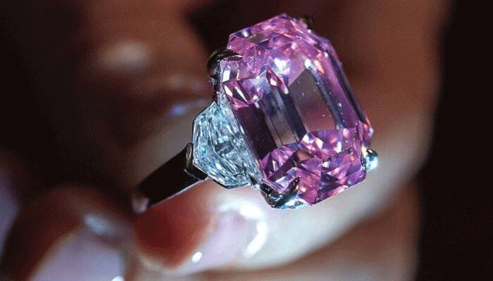 World&#039;s largest vivid-pink diamond to fetch this mind-boggling amount at auction in Geneva