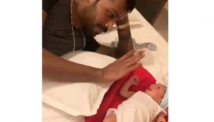 IPL 2020: Mumbai Indians&#039; Hardik Pandya shares this awwdorable throwback video with son Agastya - Watch 