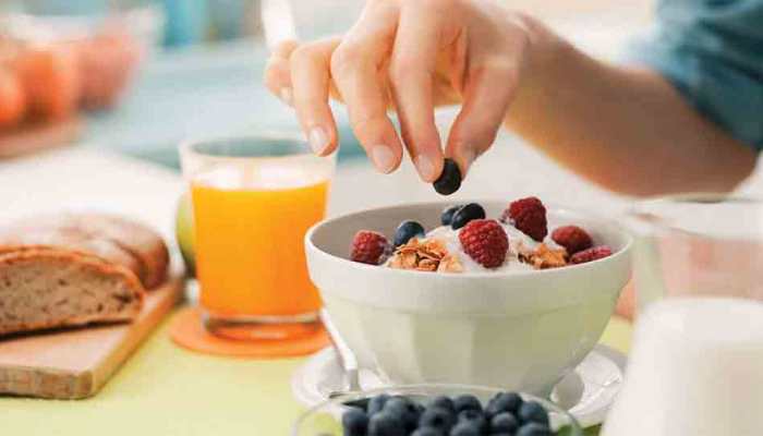 Foods you must avoid giving your children during winters