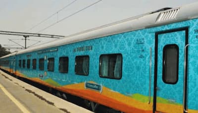 Humsafar train gets divided into two, creates panic in passengers 