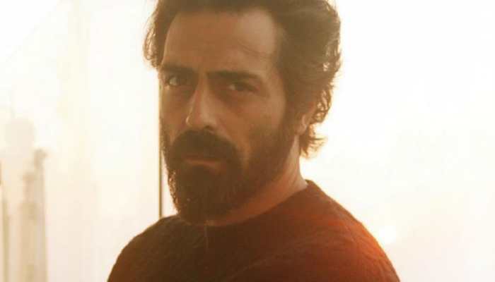 NCB raids actor Arjun Rampal&#039;s Mumbai home and office