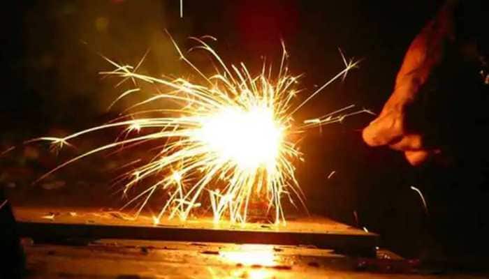 SC refuses to stay Calcutta HC order banning firecrackers on Diwali, Kali Puja and Chhath SC refuses to stay Calcutta HC order banning firecrackers on Diwali, Kali Puja and Chhath