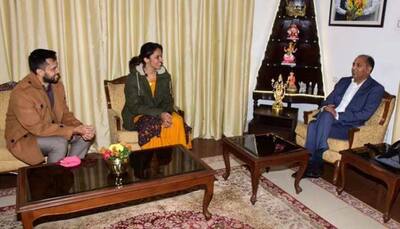 Saina Nehwal, Parupalli Kashyap meet Himachal Pradesh Chief Minister Jai Ram Thakur