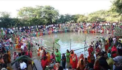 Jharkhand bans Chhath Puja 2020 in water bodies, restricts firecrackers, special lightings