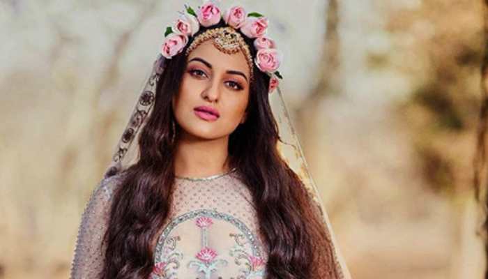 Sonakshi Sinha leaves behind a piece of her heart in Maldives