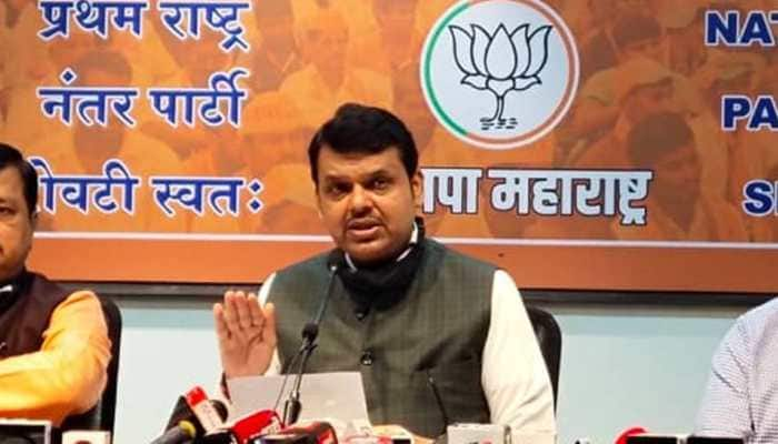 Uddhav Thackeray-led MVA &#039;hounding&#039; dissenters, says ex-Maharashtra CM Devendra Fadnavis