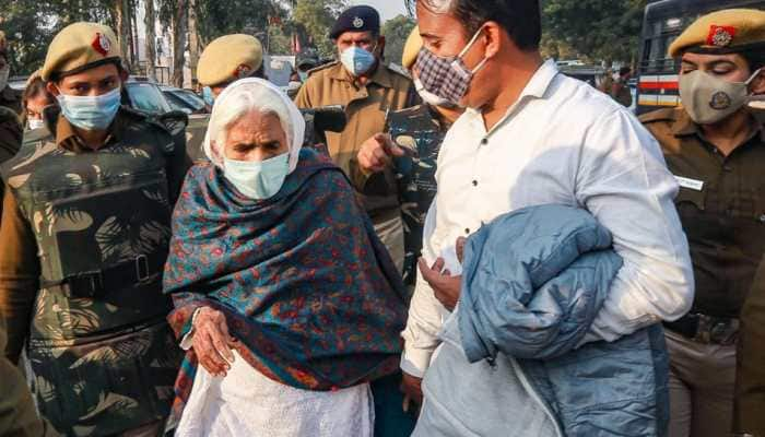 Dilli Chalo protest: Shaheen Bagh&#039;s Bilkis Dadi comes out to support agitating farmers; detained by Police, released later 