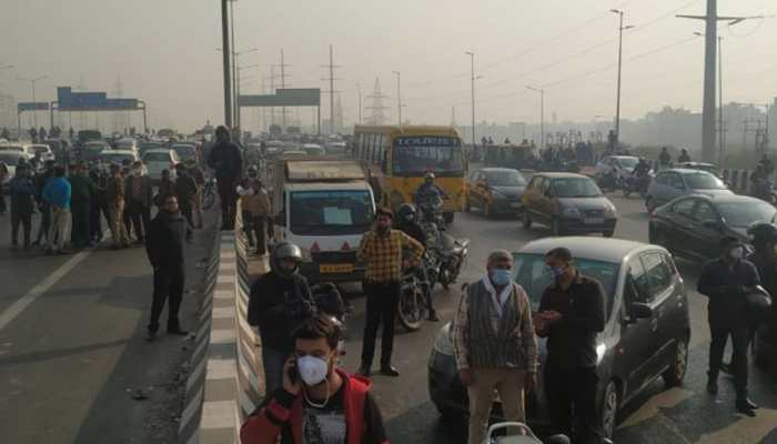 Farmers&#039; protests: Traffic movement hit at Delhi-Noida border - Check traffic advisory here