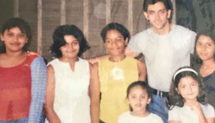 Throwback Thursday: 10 on 10 if you can spot Alia Bhatt, Masaba Gupta in this old is gold pic with Hrithik Roshan!