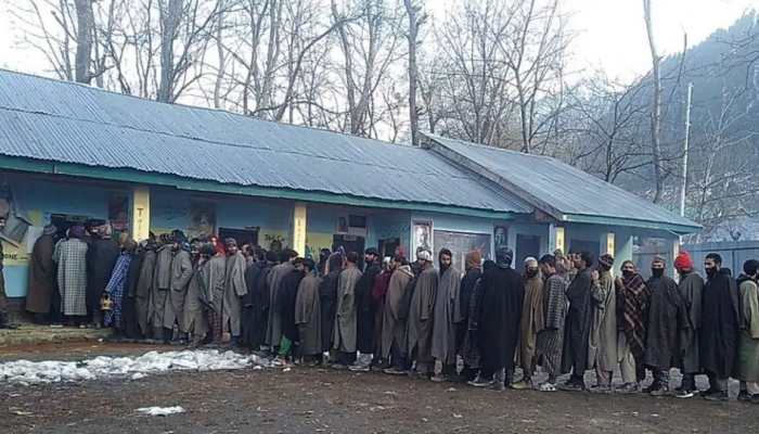 J&amp;K DDC elections 5th phase: Over 8 lakh voters to decide fate of 299 candidates