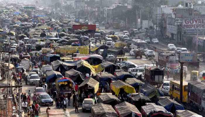 50,000 more farmers on 1200 tractors carrying enough food head to Delhi to join agitation against farm laws 