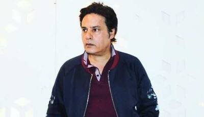 After battling brain stroke, 'Aashiqui' actor Rahul Roy updates about his health, shares pics from hospital 