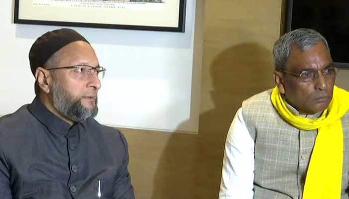 AIMIM supremo Asaduddin Owaisi meets SBSP chief Om Prakash Rajbhar, triggers speculation about alliance for UP assembly polls