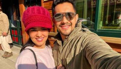 Newlyweds Aditya Narayan and Shweta Agarwal fly to Kashmir for honeymoon