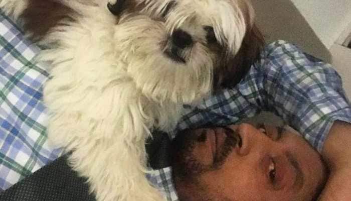 Irrfan Khan’s pawwdorable picture is sure to melt your heart!