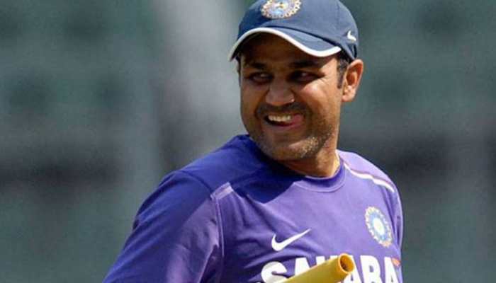 Cricketer Virender Sehwag&#039;s reaction to Delhi earthquake has netizens in splits