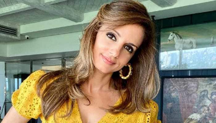 Hrithik Roshan's ex-wife Sussanne Khan clarifies 'arrest speculation' in Mumbai nightclub raid is incorrect and irresponsible | People News | Zee News