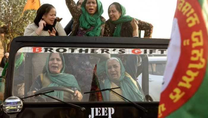 Farmers&#039; protests: 62-year old woman drives jeep from Patiala to Delhi&#039;s Singhu border, Diljit Dosanjh shares pic