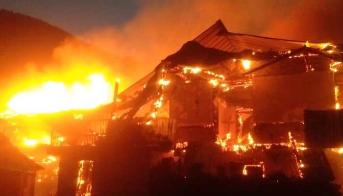 Massive fire burns down entire village in Himachal Pradesh