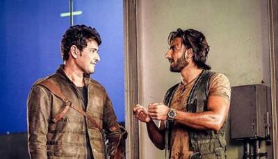 Ranveer Singh's pic with south superstar Mahesh Babu trends online - Here's why!