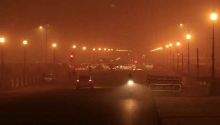 Delhi freezes on New Year's Eve, records lowest temperature in 15 years