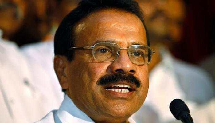 Union Minister Sadananda Gowda hospitalised after collapsing due to low blood sugar