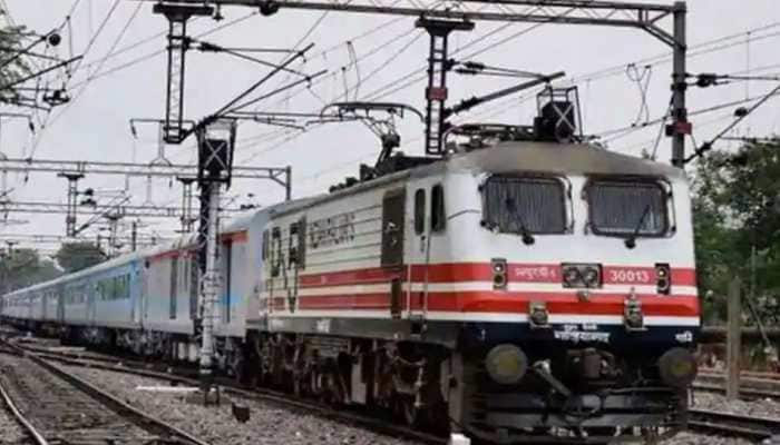 7th Pay Commission scale jobs in Indian Railways, check last date and other details