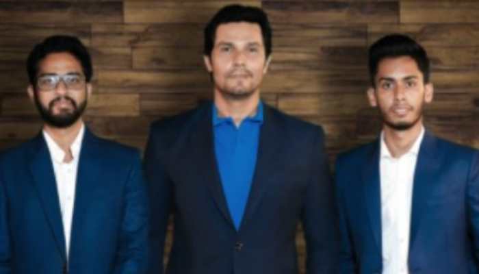 Bollywood Heartthrob Randeep Hooda Bats For 11sixes Fantasy Gaming App