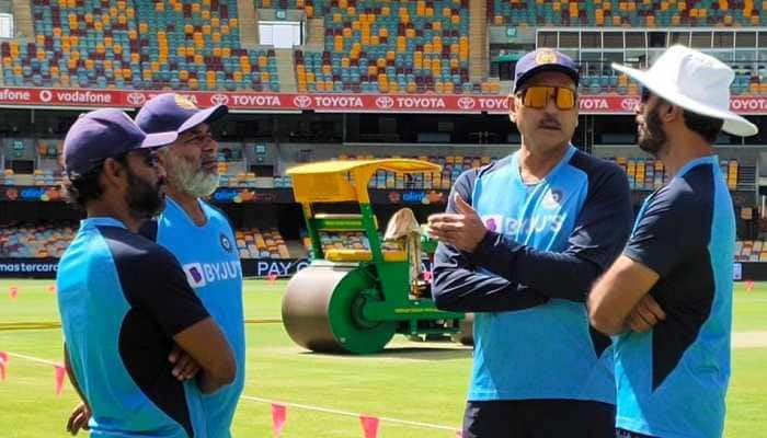 Head coach Ravi Shastri in discussion with Vikram Rathour, Bharat Arun and R. Sridhar. (Photo: BCCI)