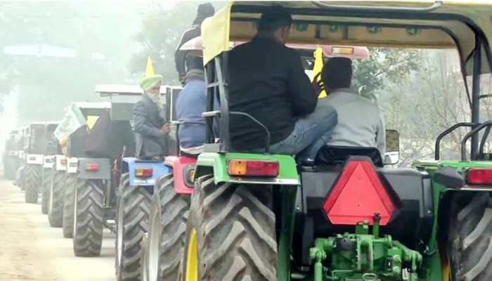 Supreme Court asks Centre to withdraw plea against farmers' tractor march on Republic Day january 26